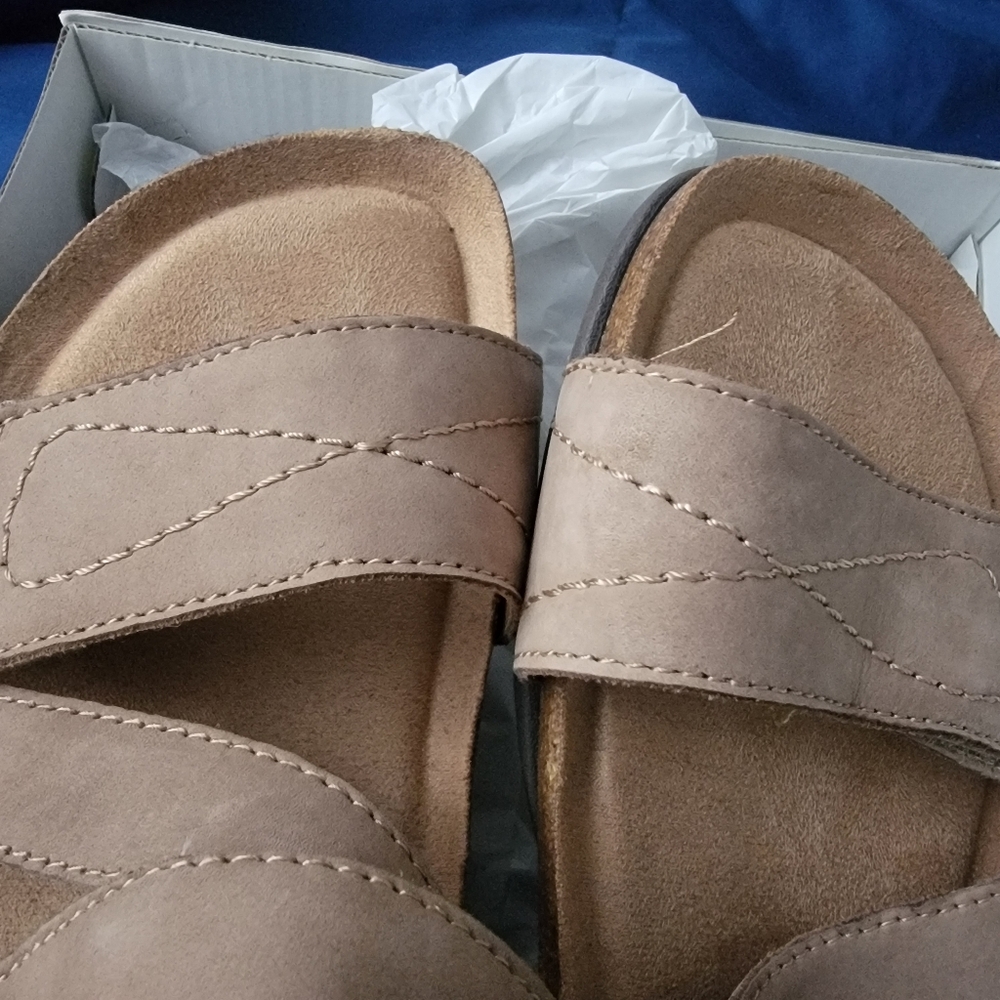 Earth Origins Tan Women's Sandals Size 10M - Picture 2 of 11